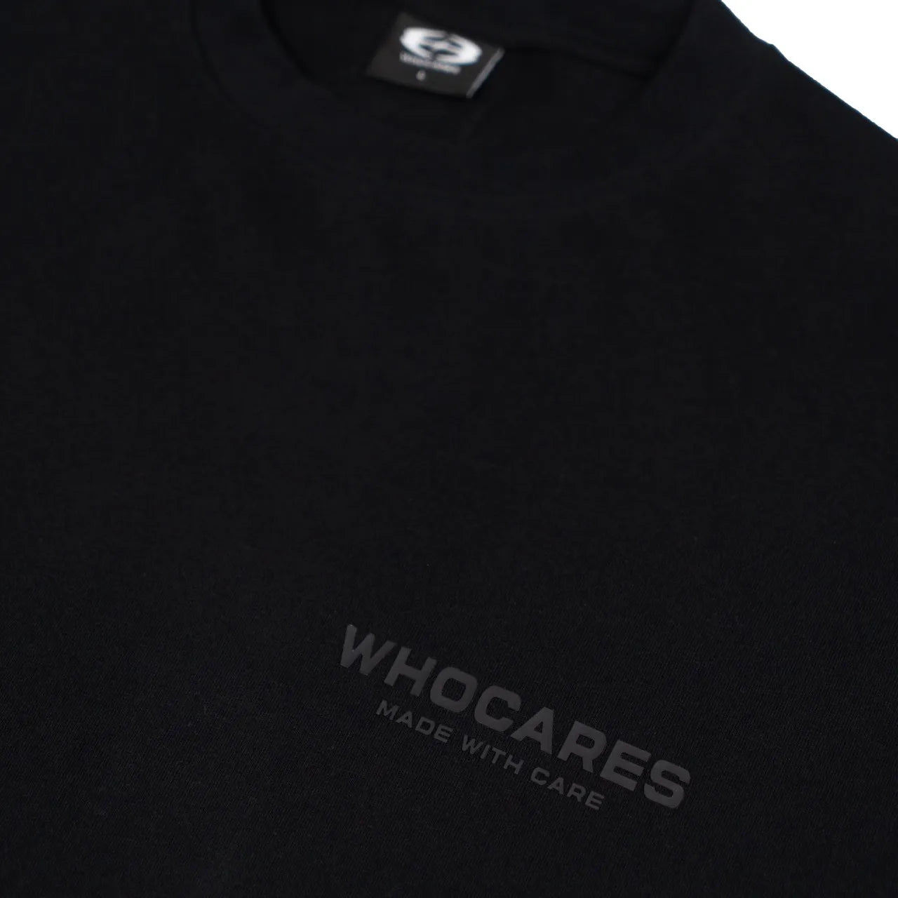Essential Logo Tee