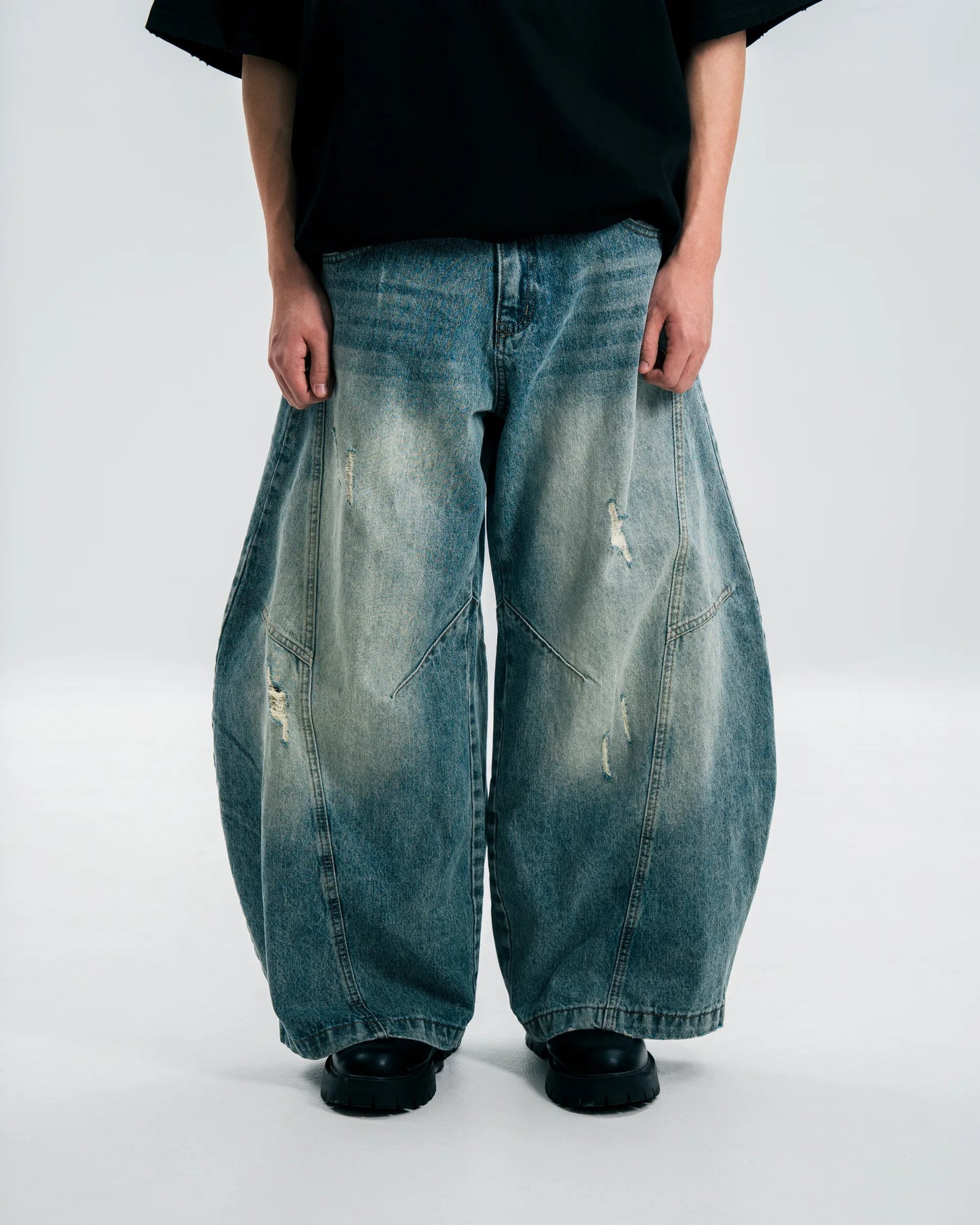 ID Patch Scimitar Jeans